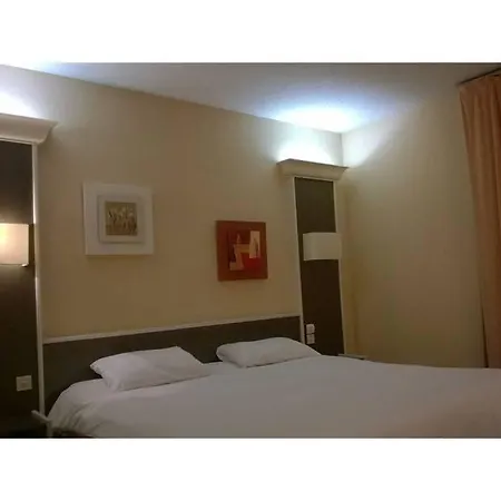 瑶德达夫酒店 2*